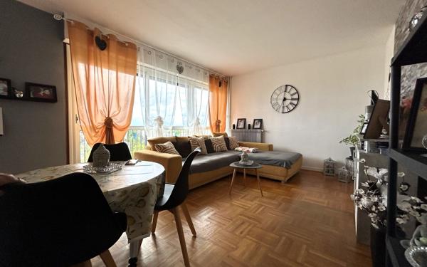 Appartement à vendre    4 pièces •  Beauvais