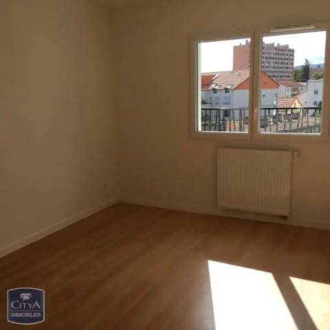 Appartement à louer 3 pièces 64.1m² Clermont-Ferrand (63000)