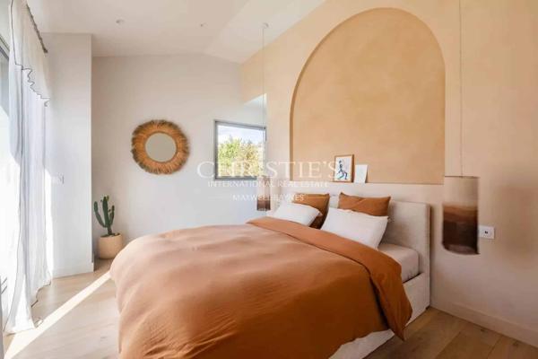 TALENCE Bagatelle : MAISON D’ARCHITECTE avec GARAGE, JARDIN et PISCINE