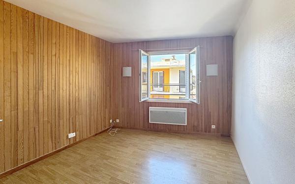 Appartement à louer    2 pièces • 27,30 m2 Saint-Flour