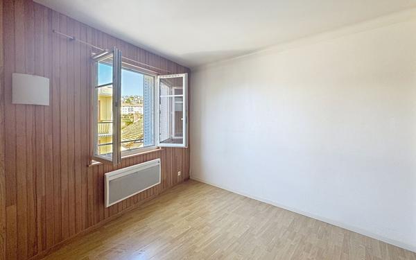 Appartement à louer    2 pièces • 27,30 m2 Saint-Flour