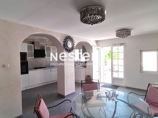 Maison de ville - Nogent Sur Vernisson - 5 pièces 116 m2 - 3 chambres - Grenier aménageable -toit terrasse - jardinet - Atelier - cour - Hangar