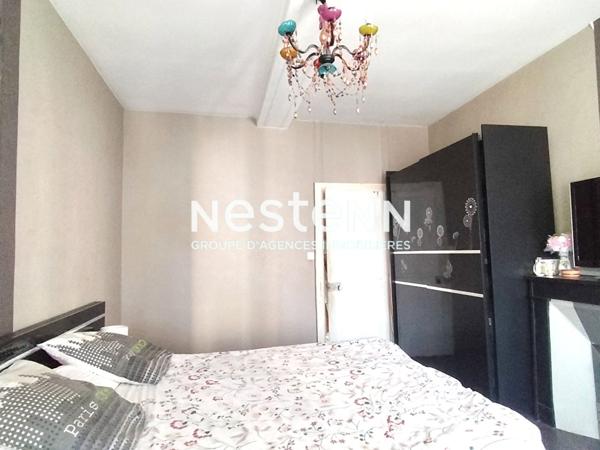 Maison de ville - Nogent Sur Vernisson - 5 pièces 116 m2 - 3 chambres - Grenier aménageable -toit terrasse - jardinet - Atelier - cour - Hangar