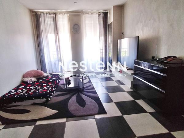 Maison de ville - Nogent Sur Vernisson - 5 pièces 116 m2 - 3 chambres - Grenier aménageable -toit terrasse - jardinet - Atelier - cour - Hangar