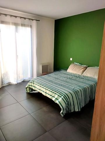 Maison plain-pied l'isle-sur-la-Sorgue 3 pièce(s) 70 m2