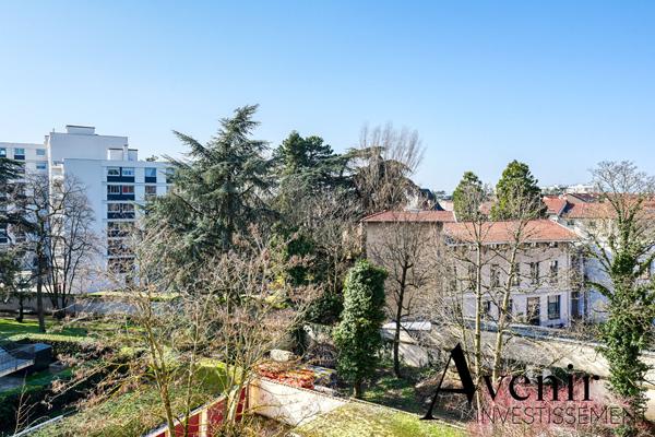 Lyon 5 Point Du Jour - Appartement T3 de 68m2 - étage élevé avec balcon Lyon Lyon 5 Point Du Jour - Appartement T3 de 68m2 - étage élevé avec balcon Lyon