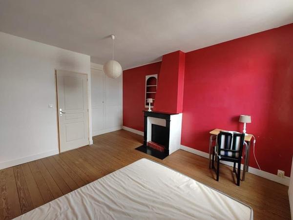 Maison de ville à vendre dans le centre-ville de Saumur, spécial investisseur