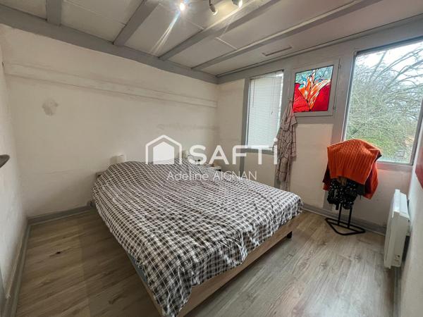 VIAGER OCCUPÉ - BELIN-BÉLIET (33830)