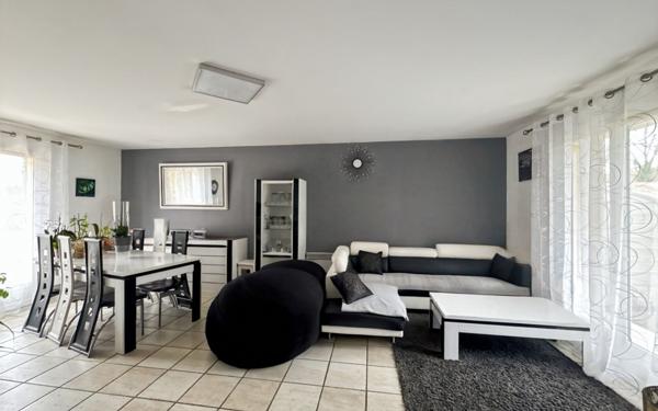 Maison à vendre    4 pièces • 90 m2 Cornille