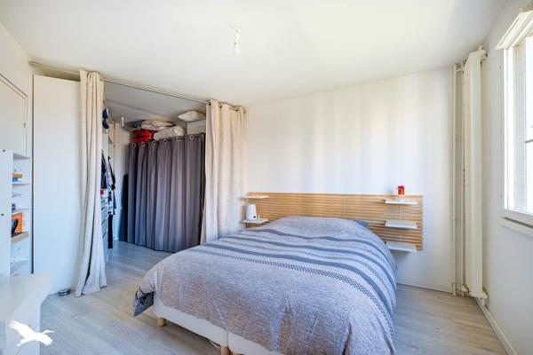 Appartement à vendre |                                       Saint-Priest |                                        3 pièces  |  75 m²