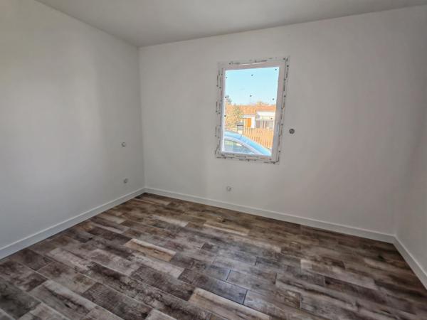 Maison à SAINTES, 17100 - 5 pièces 85m²