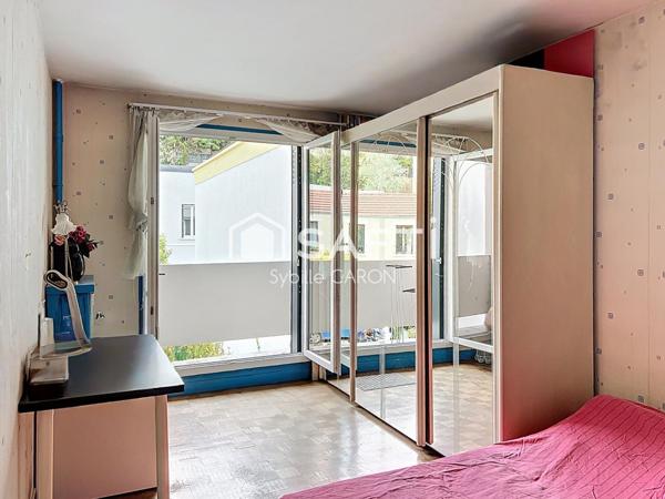 Terrasse de 25 m² -  À 10 min à pied de la gare de Meudon (Ligne N) et de la gare Val Fleury (RER C)