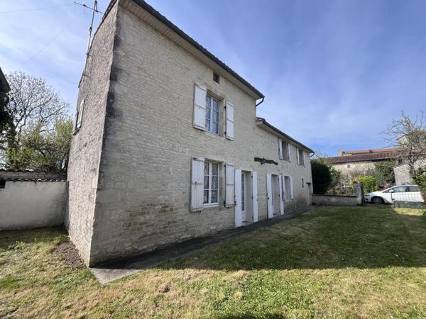 Maison à vendre |  Marcillac-Lanville |  5 pièces | 111 m²