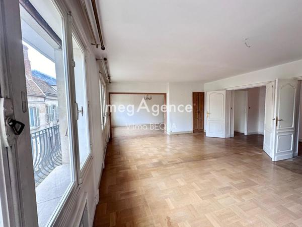Appartement à SENS, 89100 - 4 pièces 111m²