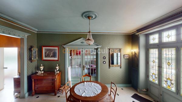 Vente Maison159 m² - 7 Pièces - MORTAGNE SUR SEVRE (85290)