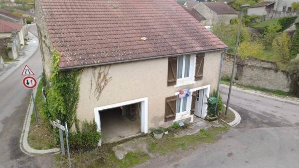 Maison 104 m² avec garage et jardin