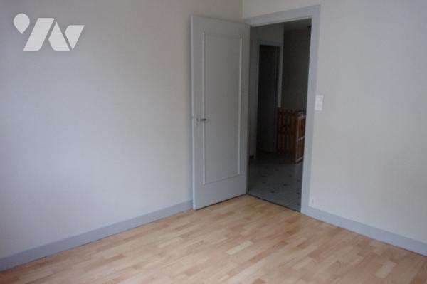 Opportunité investisseur,un ensemble immobilier de 2 appartements de 79m² et 71m² avec garages.