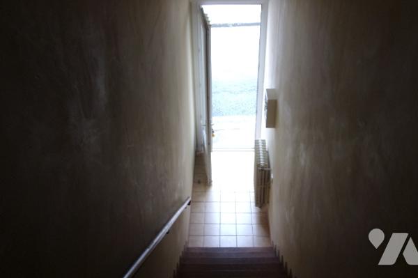 Opportunité investisseur,un ensemble immobilier de 2 appartements de 79m² et 71m² avec garages.