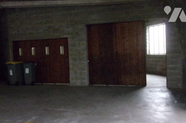 Opportunité investisseur,un ensemble immobilier de 2 appartements de 79m² et 71m² avec garages.