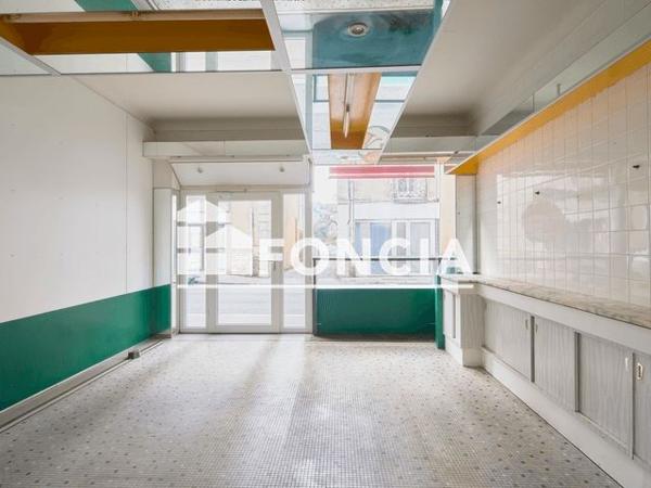 À vendre Local commercial 123.78 m² - Nantes 44000