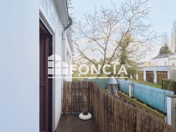 À vendre Local commercial 123.78 m² - Nantes 44000