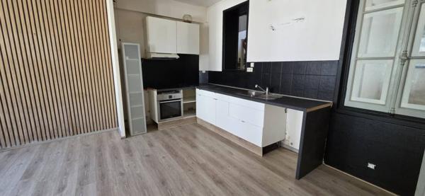 Maison à vendre 3 pièces de 84 m²
