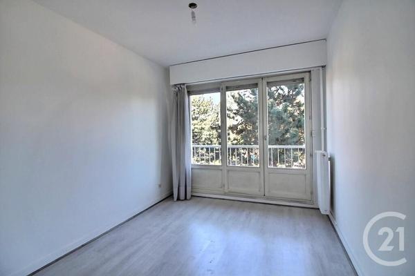 Appartement F4 à vendre  4 pièces - 78 m2 ROSNY SOUS BOIS - 93