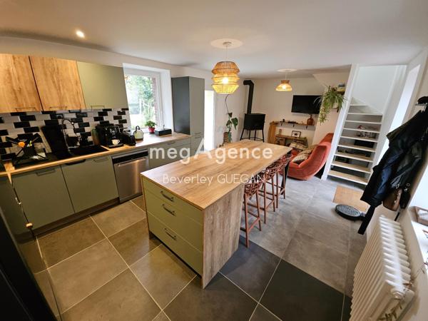 Maison à PLOEZAL, 22260 - 7 pièces 135m²