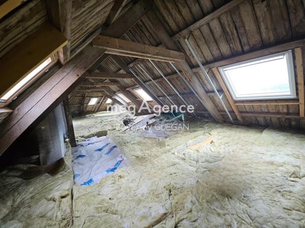 Maison à PLOEZAL, 22260 - 7 pièces 135m²