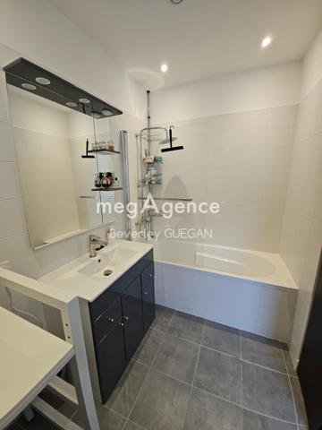 Maison à PLOEZAL, 22260 - 7 pièces 135m²