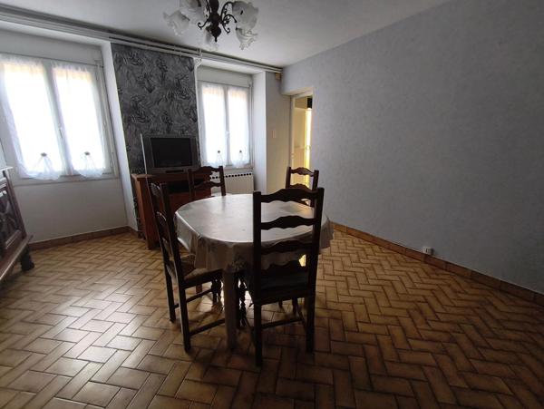 Maison mitoyenne de 108 m² – Idéale pour grande famille ou projet locatif