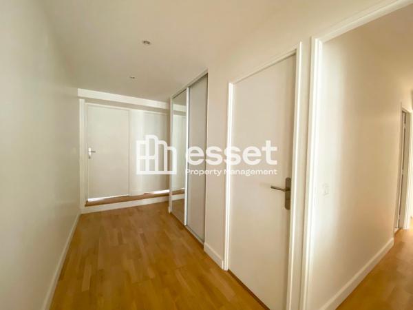 Location Appartement 4 pièces 93.43 m² - Paris 75004