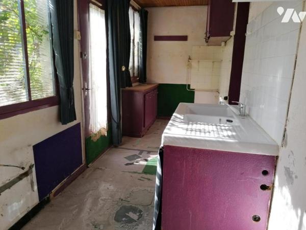 MAISON DE VILLE A RENOVER