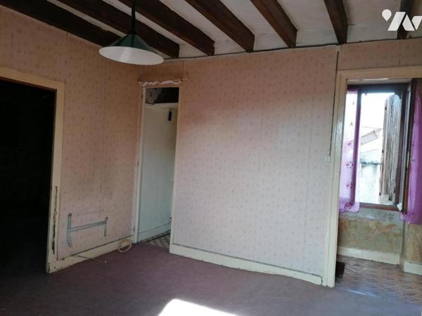 MAISON DE VILLE A RENOVER