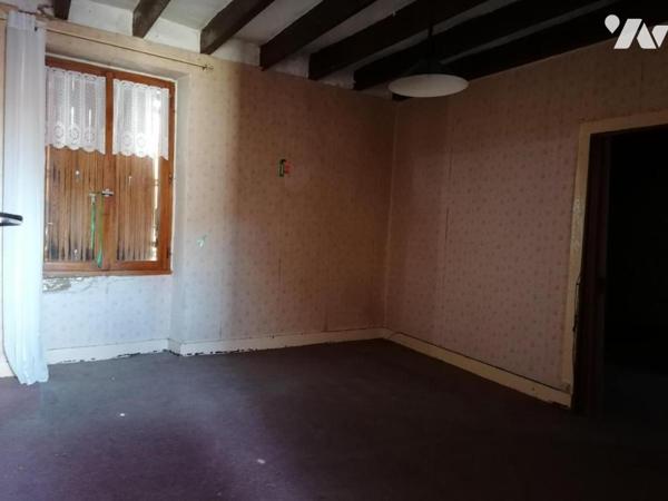 MAISON DE VILLE A RENOVER