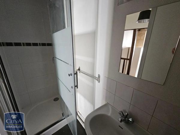 Appartement à louer 1 pièce 21.7m² Poitiers (86000)