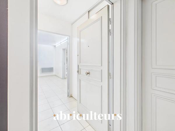 T2 avec terrasse 45,5 m2 Marseille 1er proche St Charlesl
