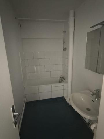 Paris 75018-Quartier Jules Joffrin-  studio 31m² avec balcon