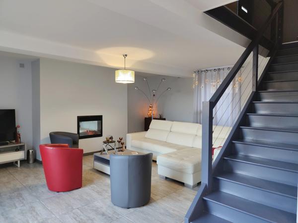 Maison du Périgord avec maison d'amis, 2 étangs, 4 ha