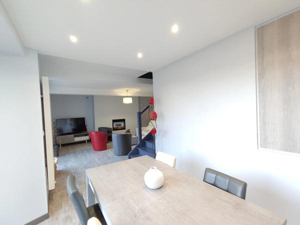Maison du Périgord avec maison d'amis, 2 étangs, 4 ha