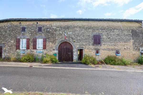 Maison à vendre |  Reignac |  7 pièces | 225 m²