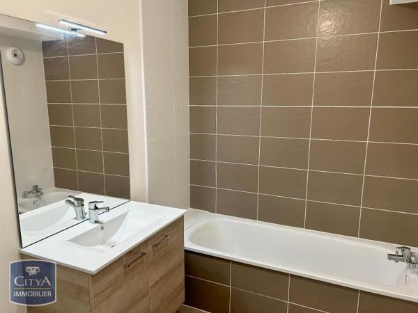 Appartement à louer 3 pièces 63.8m²