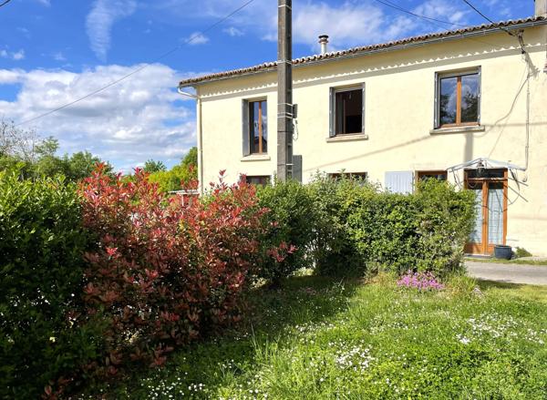 Maison de village avec 3 à 4 chambres et une deuxième maison à rénover