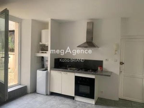 Appartement à LAVAL, 53000 - 2 pièces 43m²