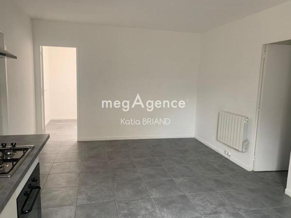 Appartement à LAVAL, 53000 - 2 pièces 43m²