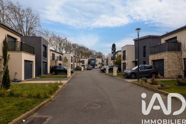 Maison à vendre 4 pièces 97 m² Louveciennes