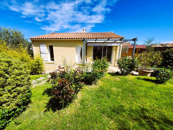 Mées (04190) NOUVELLE EXCLUSIVITÉ !! Les Mées (04) - Maison de plain-pied de 84 m2 sur 543 m2 de terrain piscinable avec vu