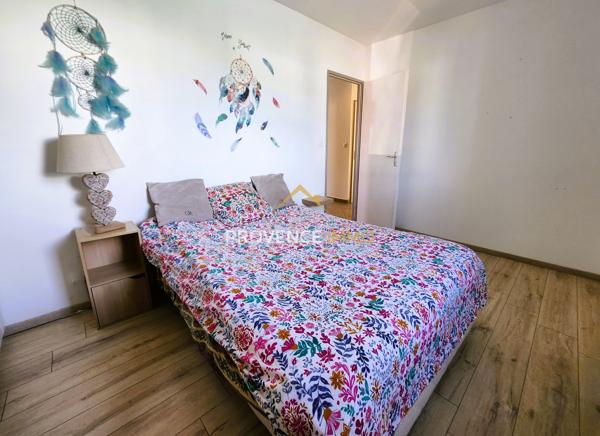 Mées (04190) NOUVELLE EXCLUSIVITÉ !! Les Mées (04) - Maison de plain-pied de 84 m2 sur 543 m2 de terrain piscinable avec vu