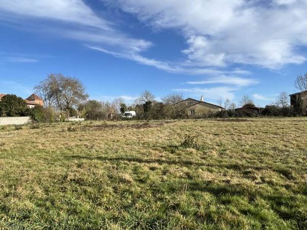 Terrain à vendre |  Lafitte-Vigordane |  1016 m²