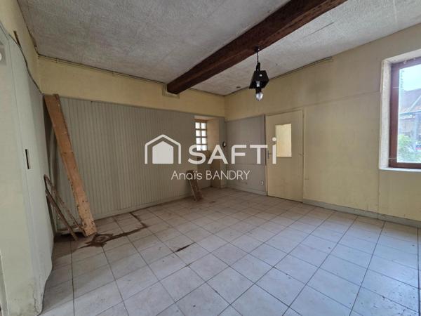 Maison de ville à rénover avec potentiel